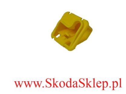 Zaczep, uchwyt, gniazdo podpory maski, pokrywy silnika Skoda Fabia Felicia Octavia Roomster 1U0823570A/O