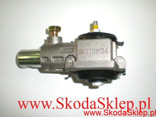 2047_1209482377_P4290182 Przegub drążka mechanizmu zmiany biegów Skoda Felicia -97