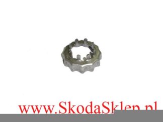 Zabezpieczenie nakrętki piasty koła tył Skoda Favorit Felicia  6U0501221/O