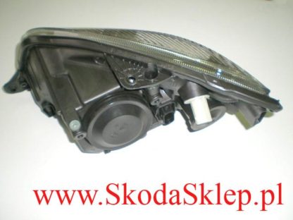Lampa, reflektor prawy Skoda Fabia II Roomster 5J1941018A/O