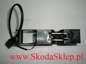 Zamek maski pokrywy silnika Skoda Octavia II