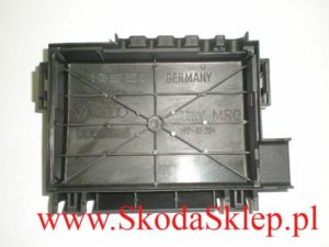 Nakładka skrzynki bezpieczników Skoda Octavia I 1J0937555C