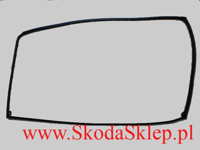 Uszczelka drzwi tył prawa zewnętrzna Skoda Octavia II Combi
