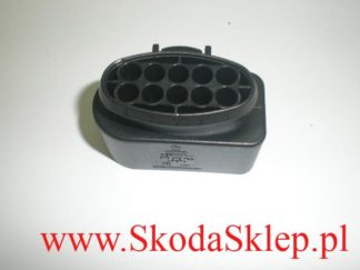 Wtyczka reflektora przedniego Skoda Fabia II 6R0973735