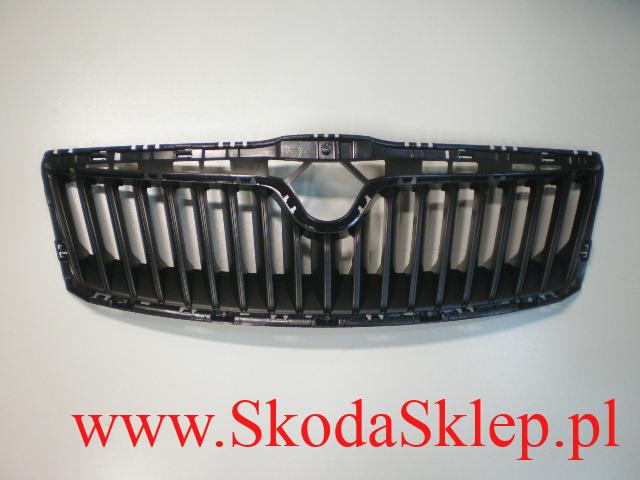 Atrapa, kratka wlotu powietrza, osłona chłodnicy Skoda Octavia II po 2009r  oryginał 1Z0853668A