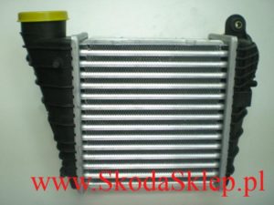 Chłodnica powietrza doładowania intercooler Skoda Octavia I AQ Vika 1J0145803G