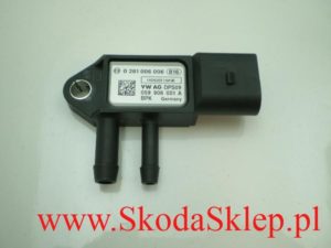 Czujnik różnicy ciśnień w filtrze cząstek stałych Skoda Octavia II -Bosch 059906051A