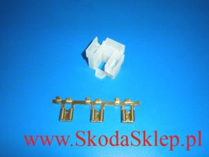 Kostka gniazdo żarówki reflektora H4 Skoda