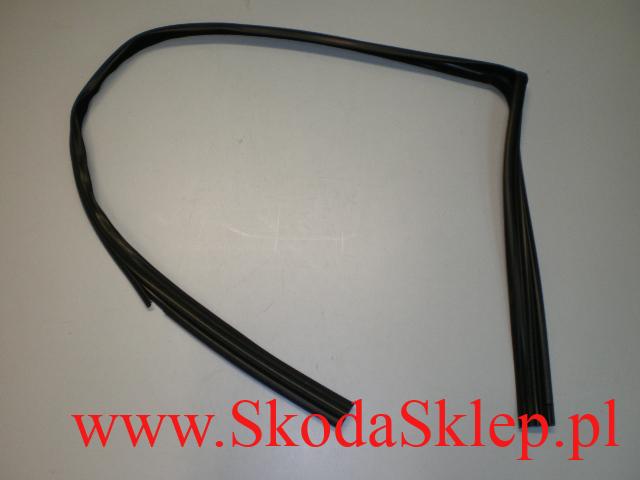 Uszczelka szyby tył lewa Skoda Roomster 5J7839431C