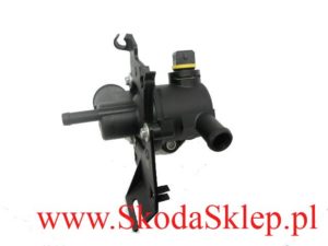 Termostat kompletny z obudową Skoda Felicia 1,3 047121111A