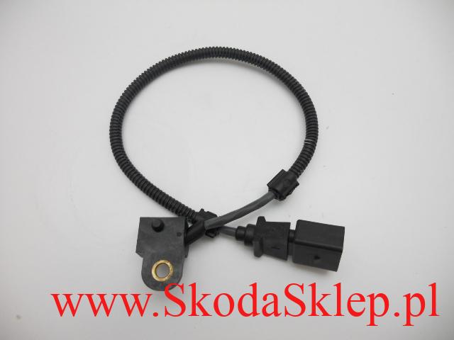 Czujnik obrotów wału korbowego Skoda Fabia 038957147G