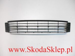 Kratka,atrapa środkowa zderzaka Skoda Fabia III -oryginał 6V0853677