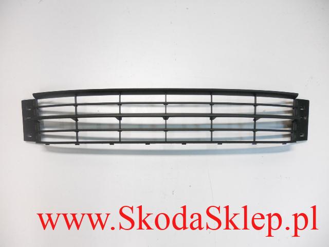 Kratka,atrapa środkowa zderzaka Skoda Fabia III -oryginał 6V0853677