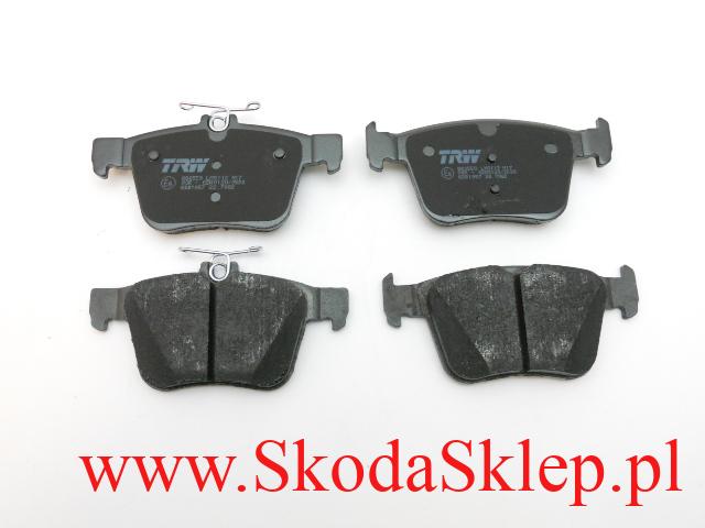 Klocki hamulcowe tył do tarcz 300mm Skoda Superb III 3Q0698451