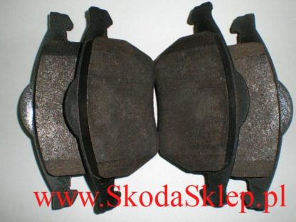 Klocki hamulcowe przód Skoda Octavia 1,8T, 1,9tdi 130KM bez czujnika zużycia  8N0698151/Z