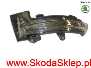 5591_1576594507_5e0949102_rk kopia Kierunkowskaz lusterka Skoda Octavia III lewy - oryginał 5E0949101